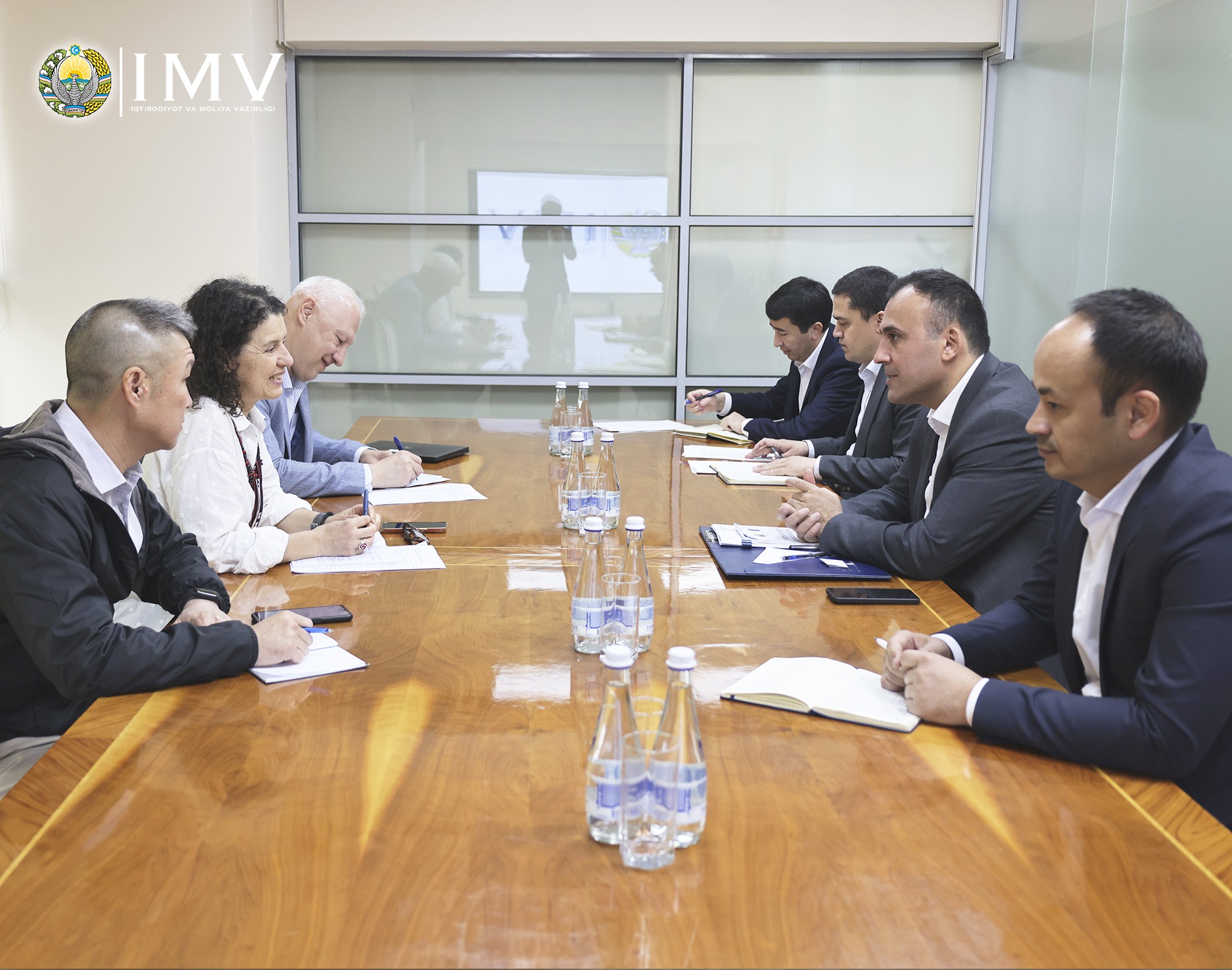 Novosibirsk viloyati Kuybishev shahrida yaqin munosabatlar uchun ayol qidirilmoqda